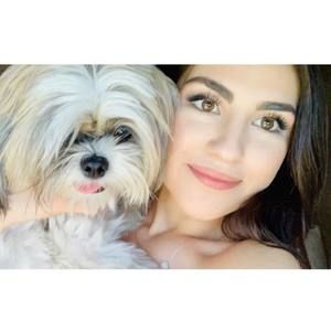 Meet your Posher, Cierra alexa